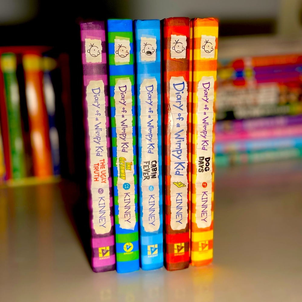 Books 1,4,5,6,and 12 of the diary of a wimpy kid by Jeff Kinney